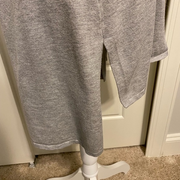 Chelsea and Theodore Tunic Sweater - Picture 3 of 6